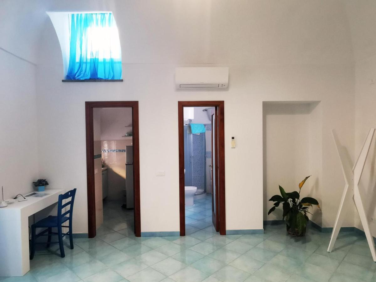 La Casetta Al Porto Ischia Bagian luar foto
